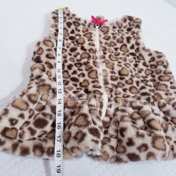 Rachel Zoe Vegan Fur Animal Print Sweater Vest - Picture 7 of 9
